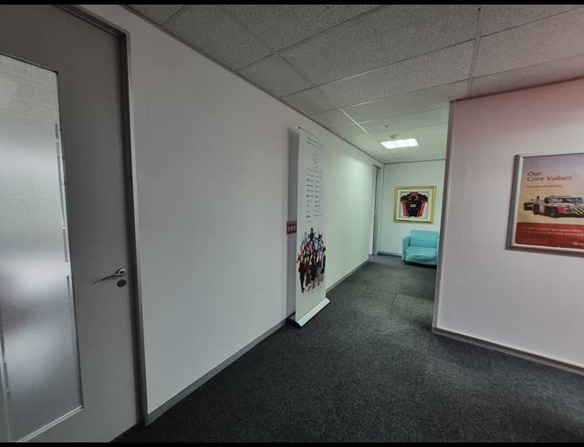 260M² OFFICE TO LET IN SANDTON CENTRAL